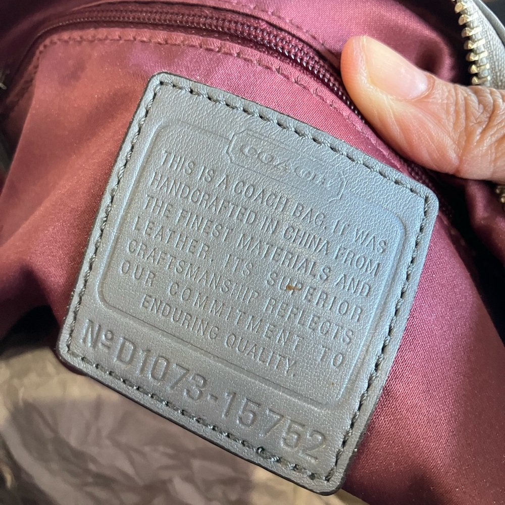 Y2K Coach Silver Gray Metallic Shoulder Bag - Picture 6 of 8